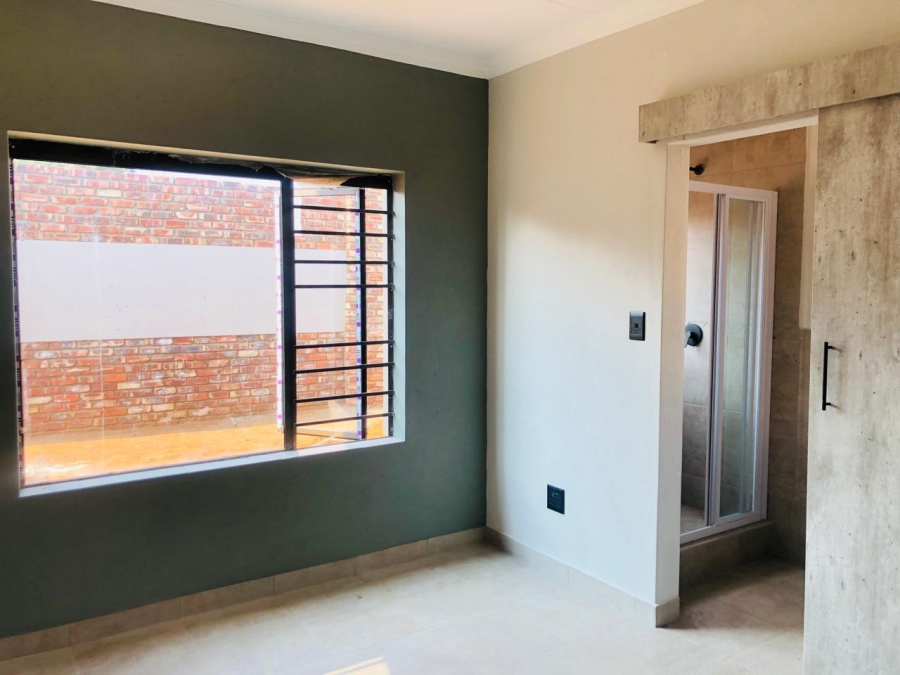 3 Bedroom Property for Sale in Waterval East North West